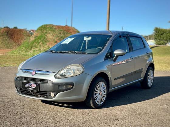 FIAT PUNTO 1.4 ATTRACTIVE 8V FLEX 4P MANUAL